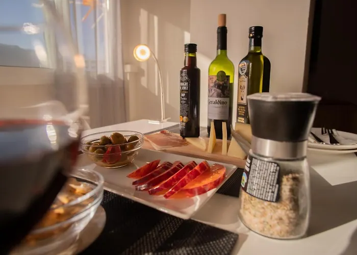 Salome Neo Torremolinos