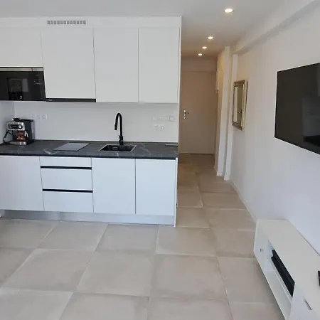 Salome Neo Torremolinos